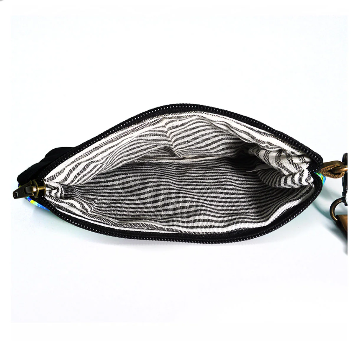 Pouch Ngarrindjeri Country Cedric Varcoe - Better World Arts - Image 2